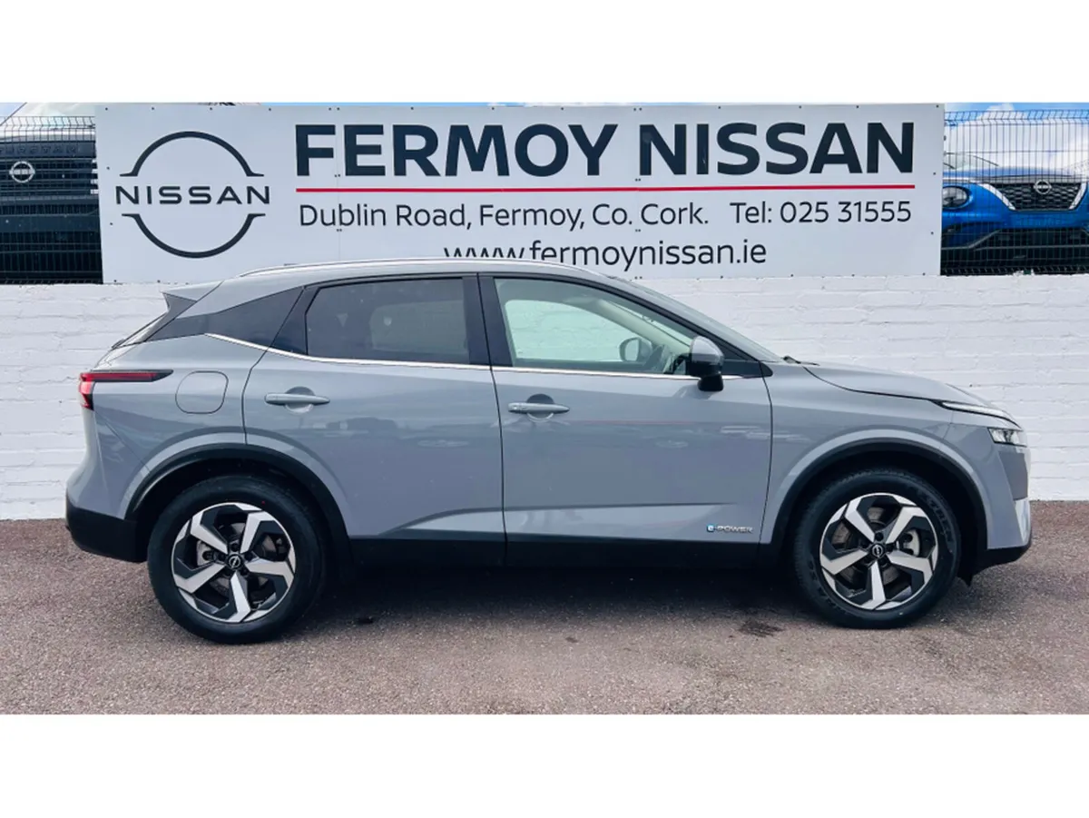 Nissan Qashqai ONLY 15,000 KLMS AUTOMATIC ePOWER S - Image 6