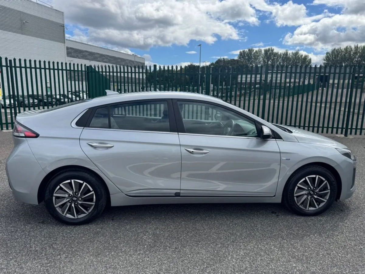 Hyundai IONIQ FULL EV, PREMIUM MODEL, LOW MILEAGE, - Image 5
