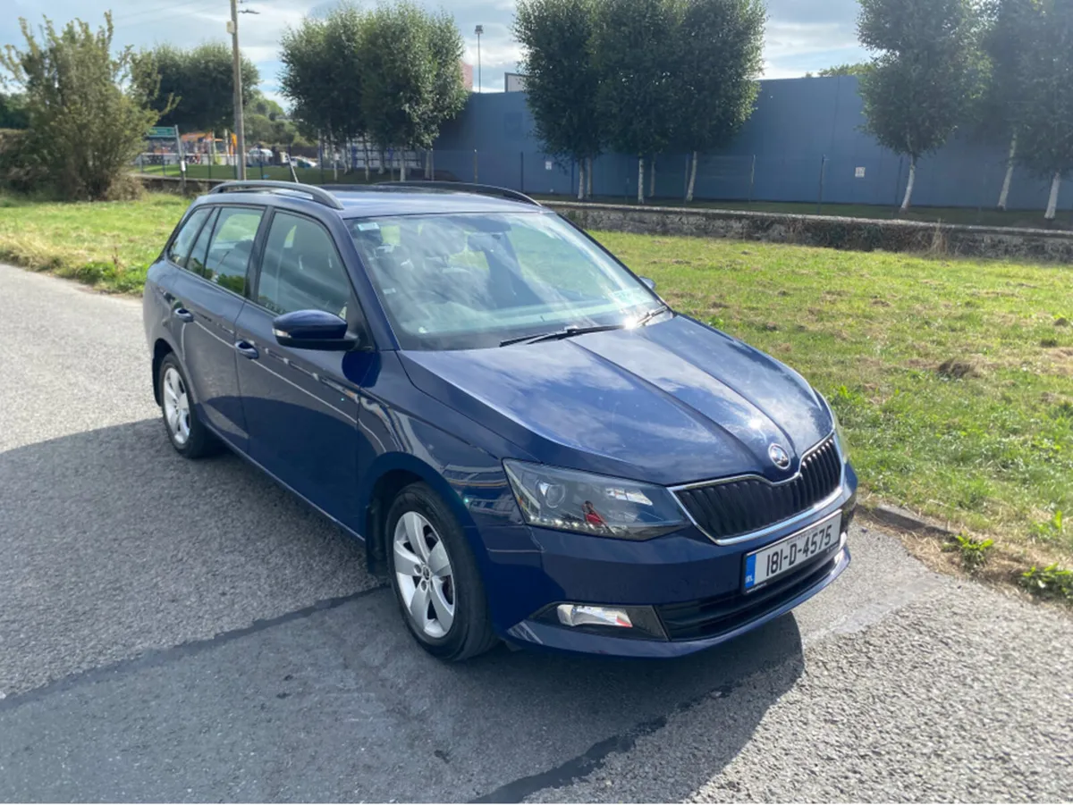 Skoda Fabia Combi AMBITION 1.2 TSI 90HP 4 4DR - Image 4