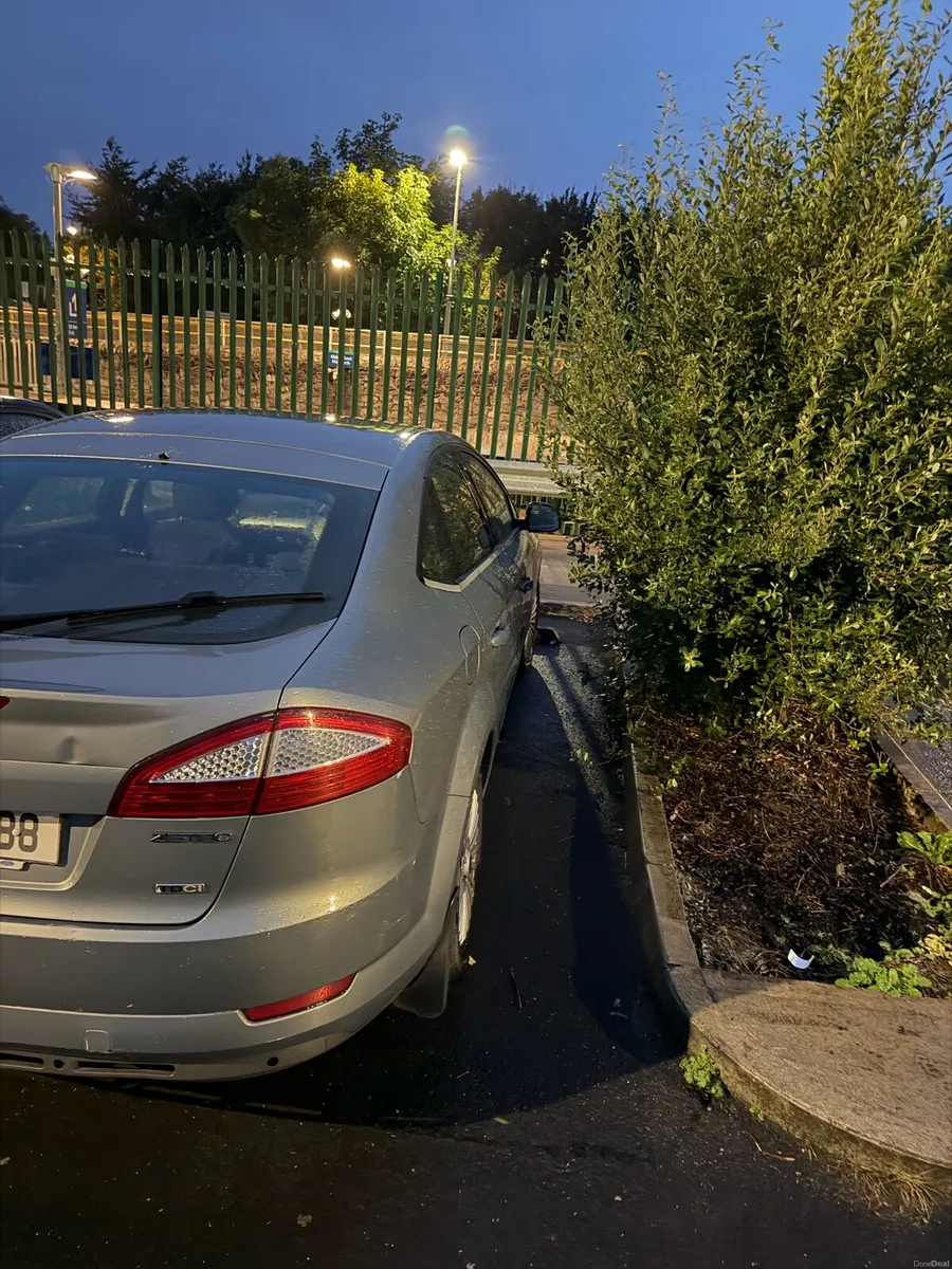 Ford mondeo - Image 2