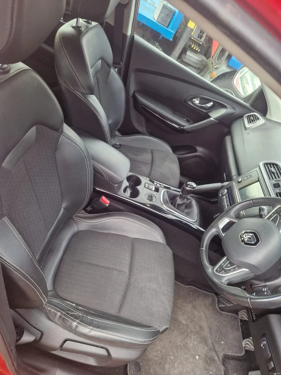 2017 Renault kadjar - Image 5