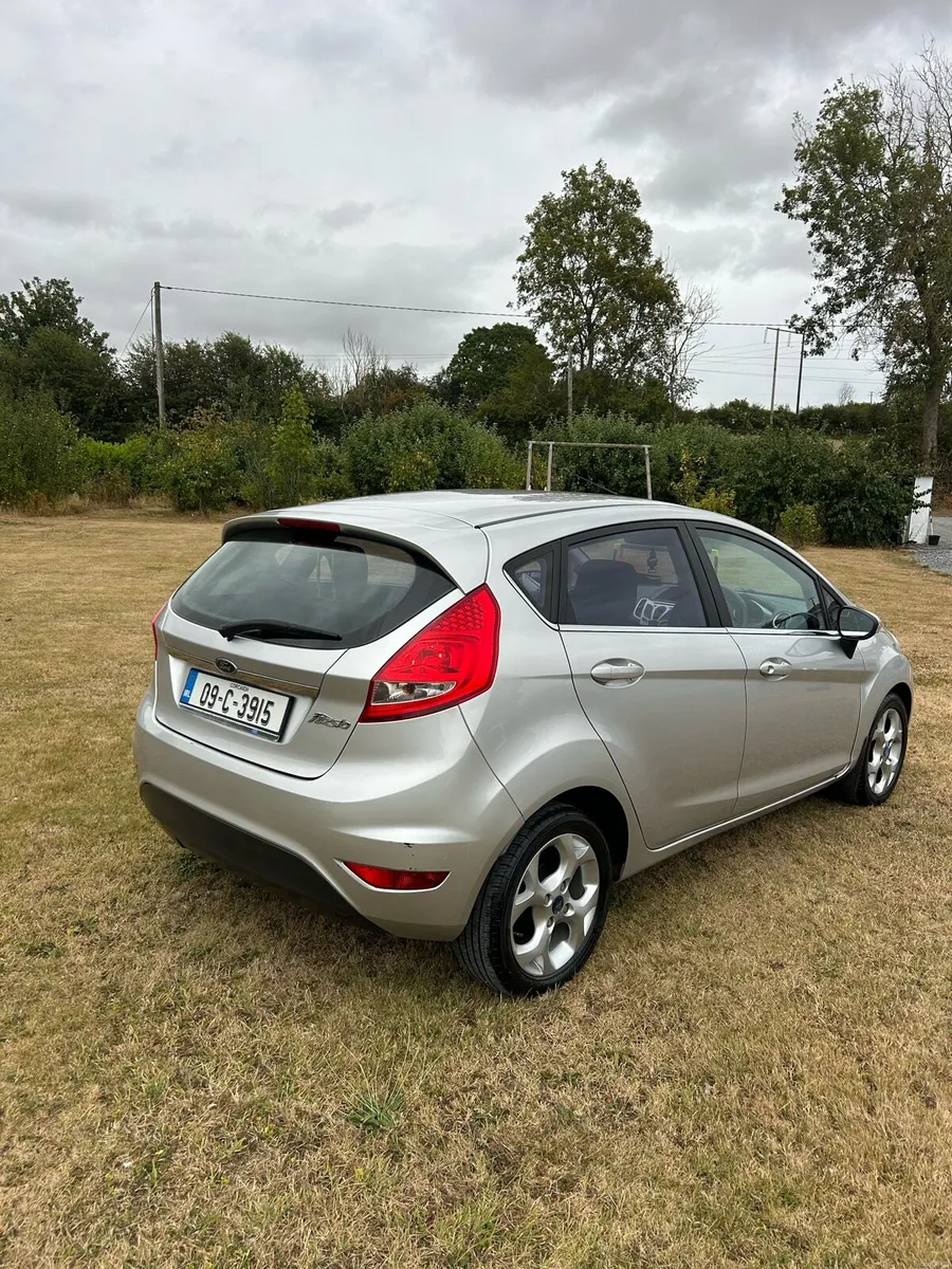 09 Fiesta New nct, low Milage - Image 2
