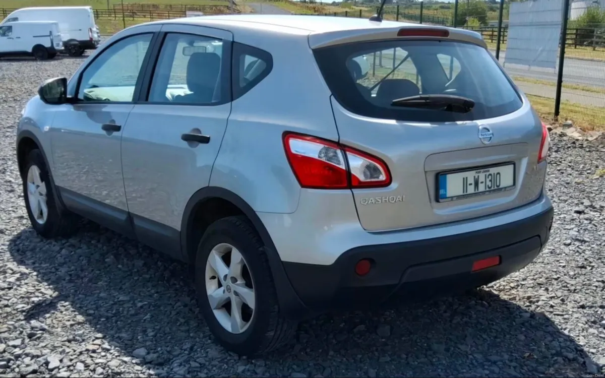 Nissan Qashqai 2011 - Image 3
