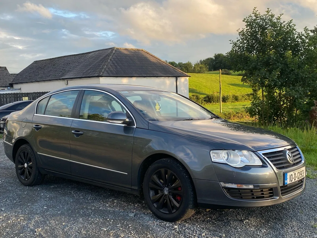 2010 Volkswagen passat - Image 3