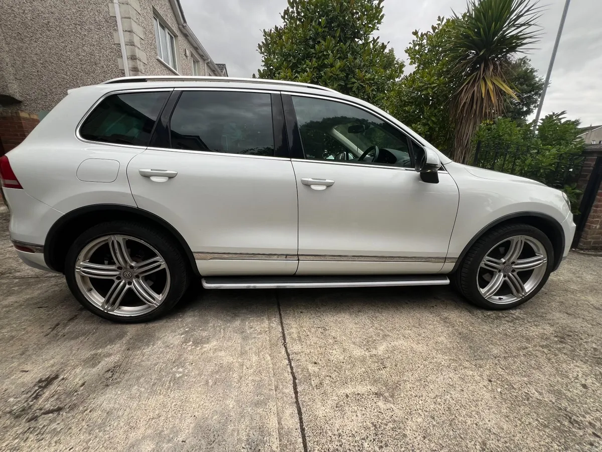 Volkswagen Touareg 2015 - Image 6