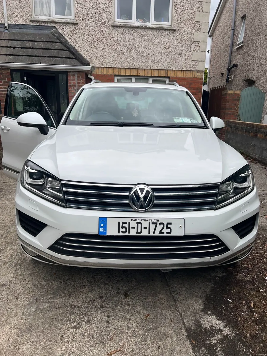 Volkswagen Touareg 2015 - Image 1