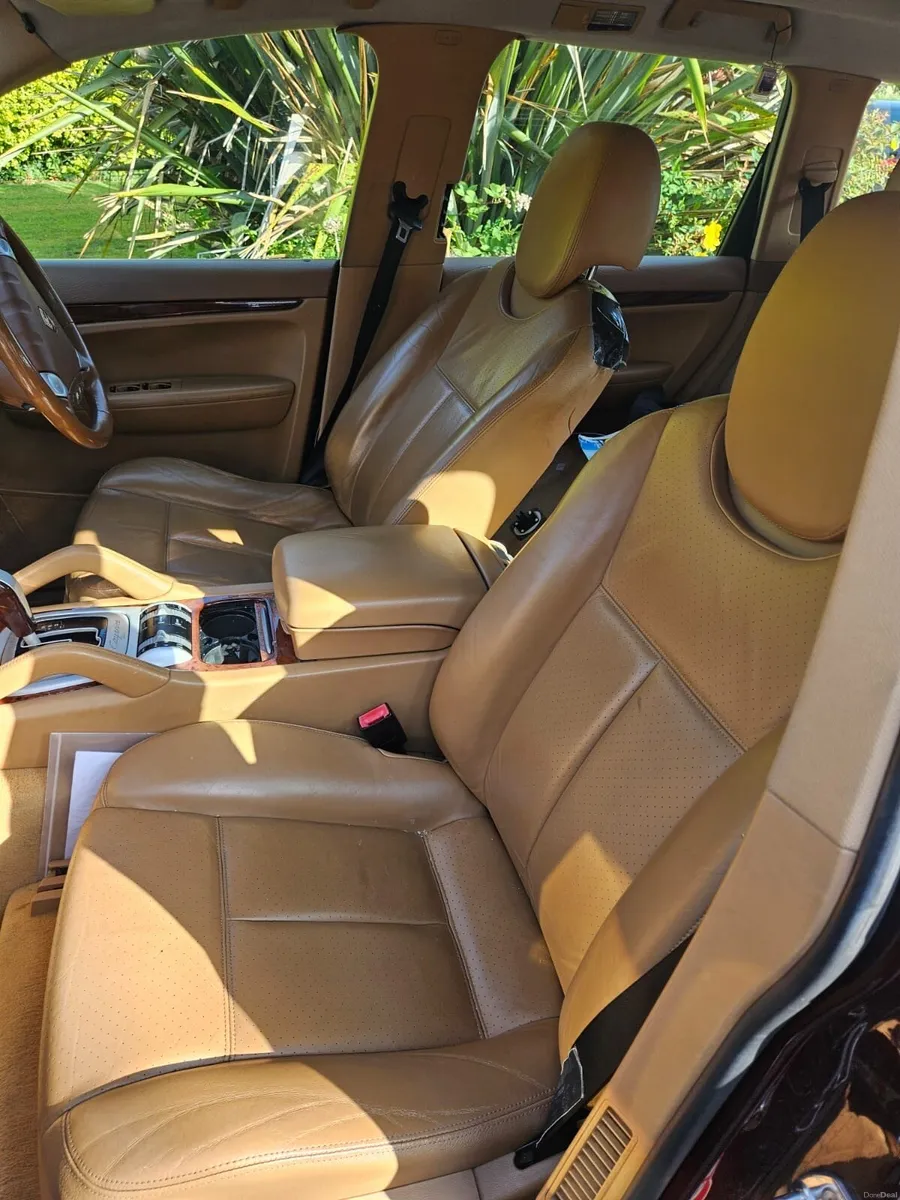 Porsche Cayenne - Image 4