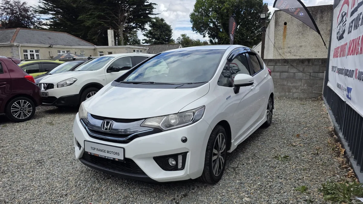 Honda Fit 2015 RS package - Image 5