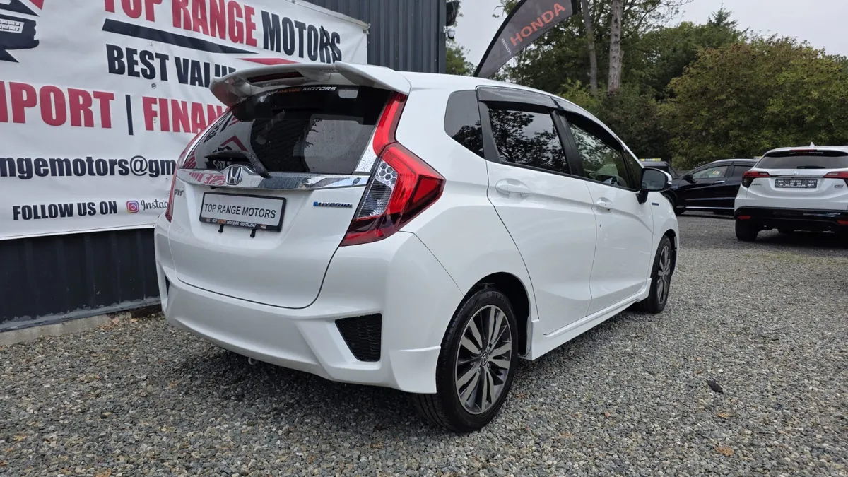 Honda Fit 2015 RS package - Image 6