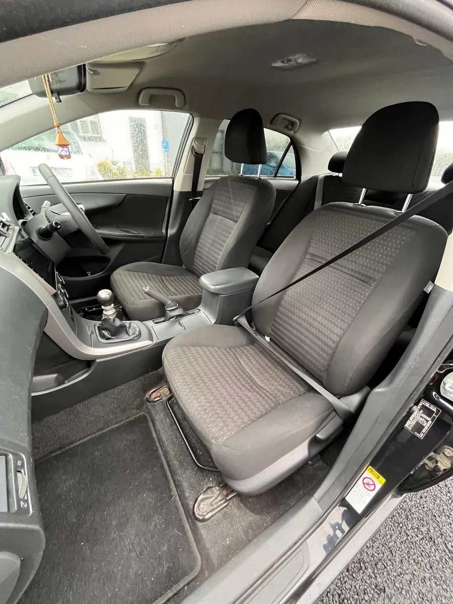 2011 Toyota Corolla 1.4 D-4D Diesel - Image 5