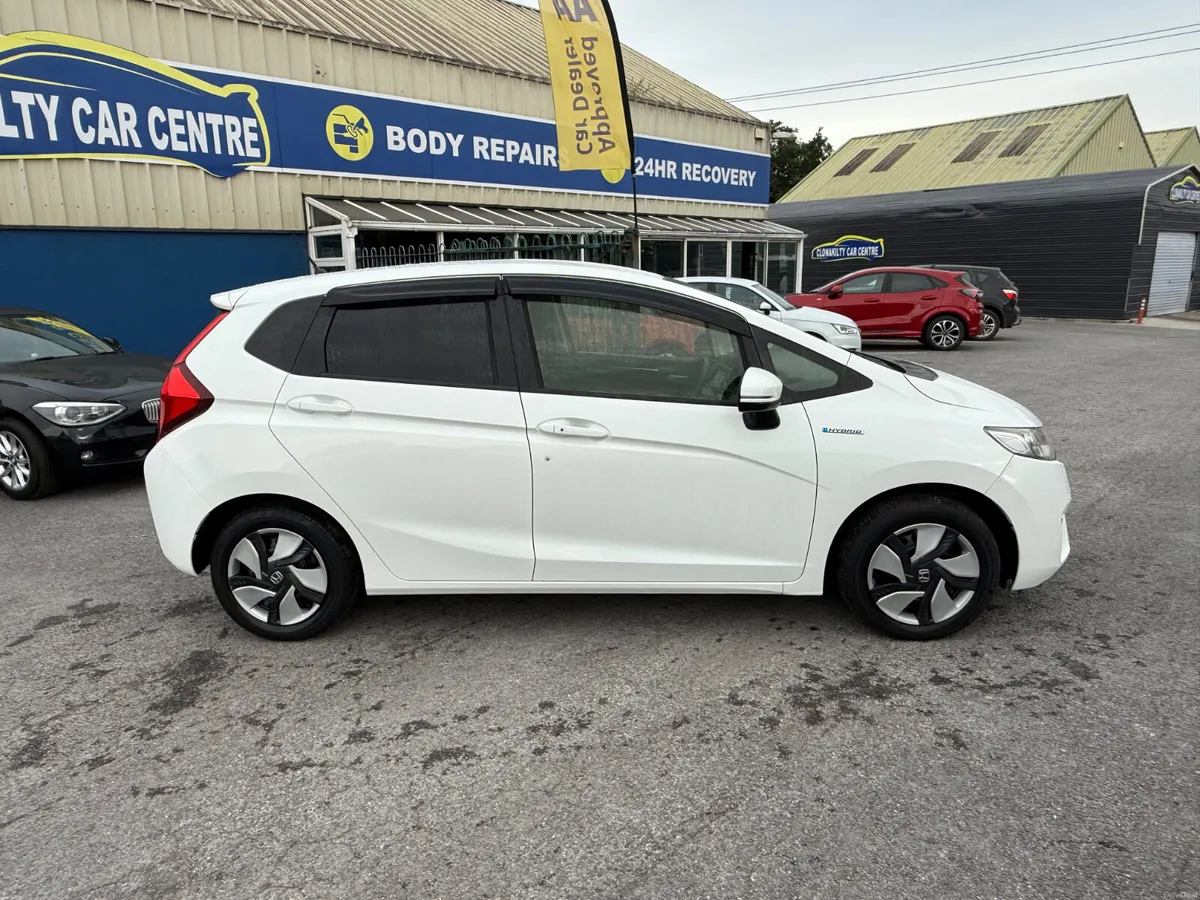 One Owner Honda Fit Selfcharging Hybrid - Image 5