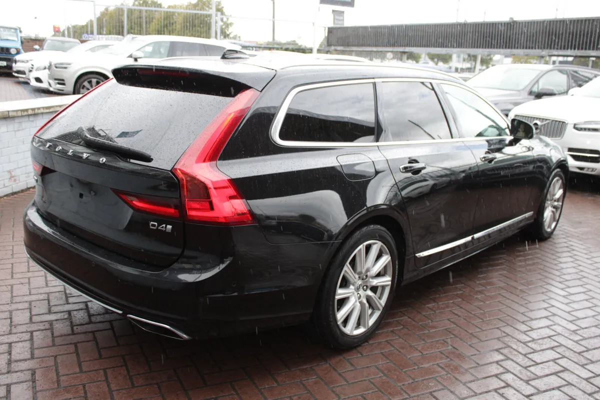 2020 VOLVO V90 INSCRIPTION - Image 4