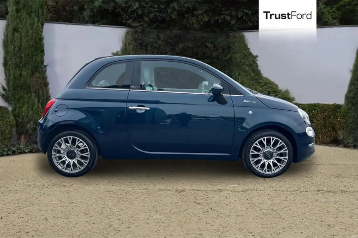 Fiat 500 1.0 Mild Hybrid Dolcevita [Part Leather] - Image 3