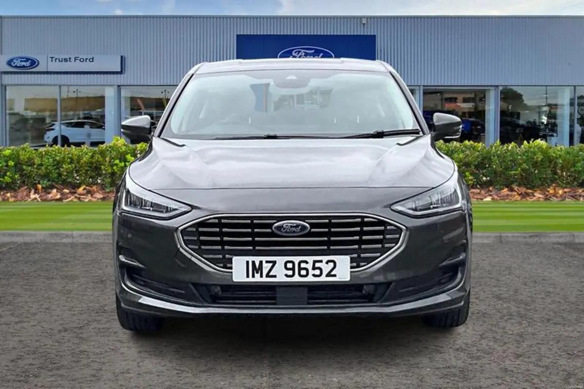 Ford Focus 1.0T EcoBoost MHEV Titanium Hatchback 5 - Image 6