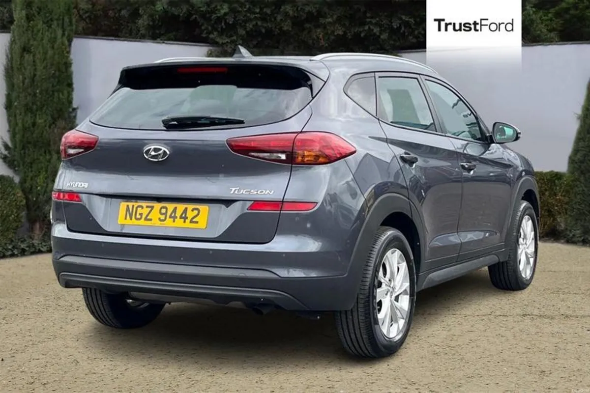 Hyundai Tucson 1.6 GDi SE Nav 5dr 2WD - MOT'D TO J - Image 4