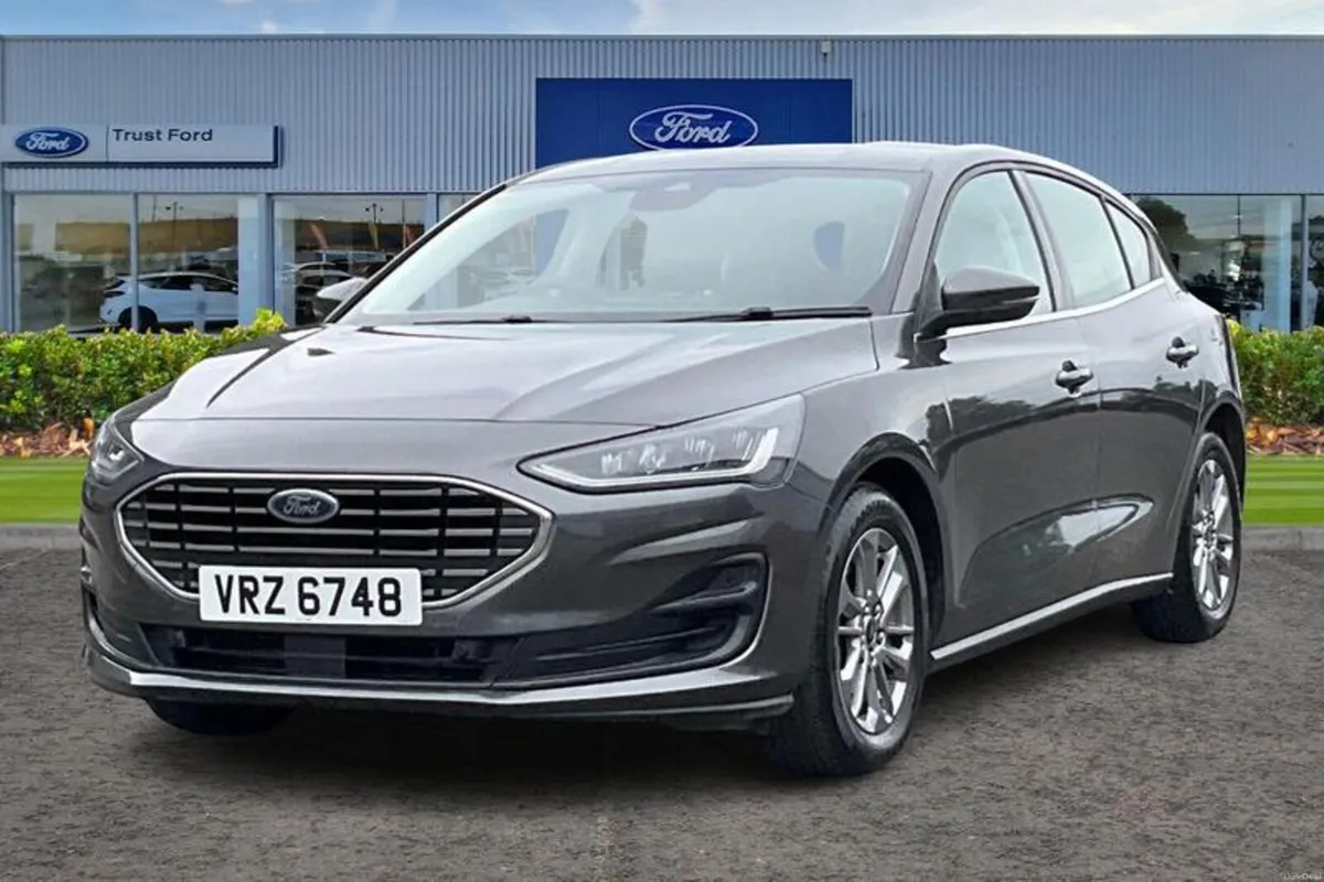 Ford Focus 1.0T EcoBoost MHEV Titanium Hatchback 5 - Image 5