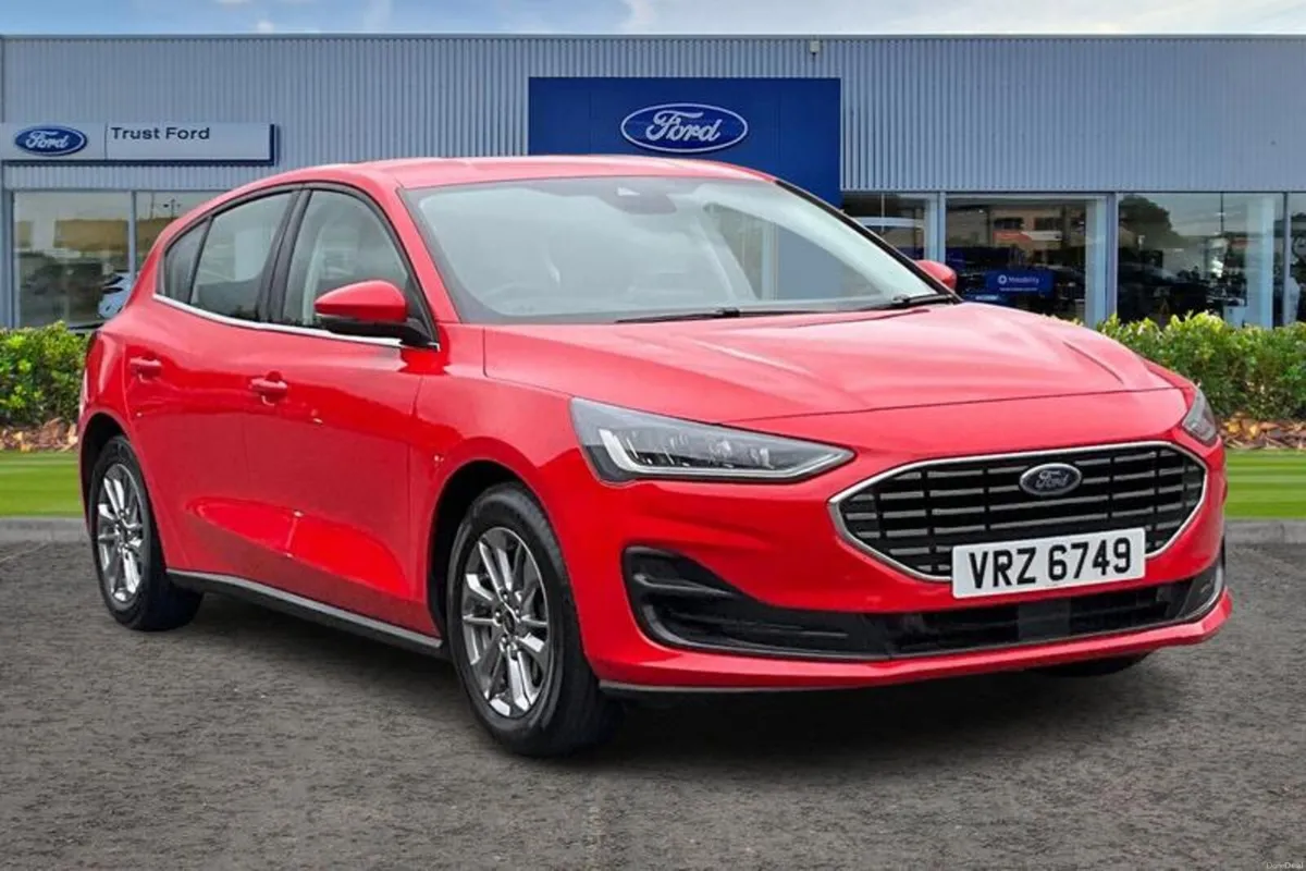 Ford Focus 1.0T EcoBoost MHEV Titanium Hatchback 5 - Image 1