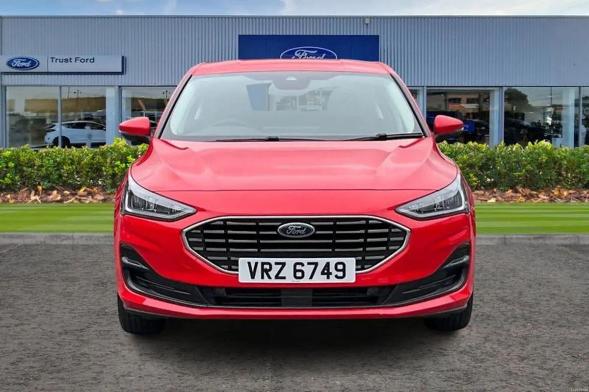 Ford Focus 1.0T EcoBoost MHEV Titanium Hatchback 5 - Image 6