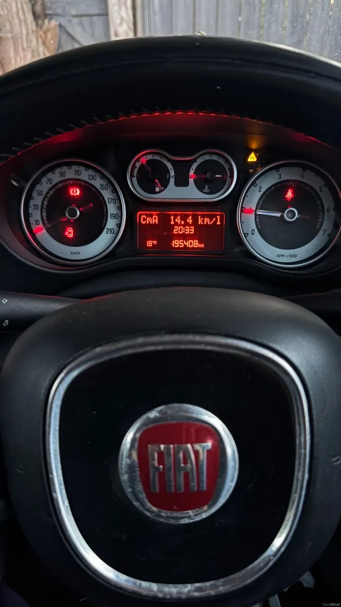 2014 Fiat 500L – €3,000 negotiable - Image 5
