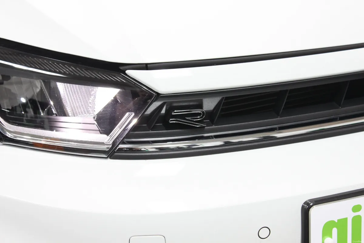 2023 Volkswagen Polo 1.0 TSI R-Line 5dr - Image 6