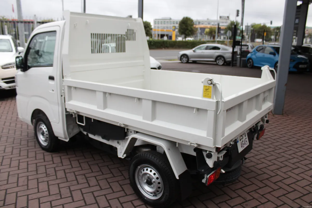 AWD FOUR WHEEL DRIVE TIPPER - Image 6