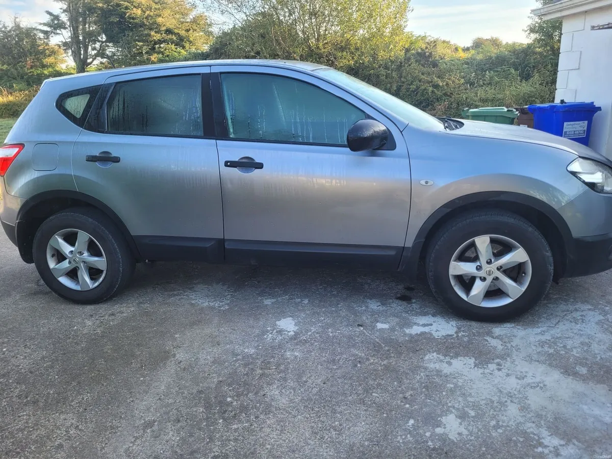 Nissan Qashqai 2011 - Image 2