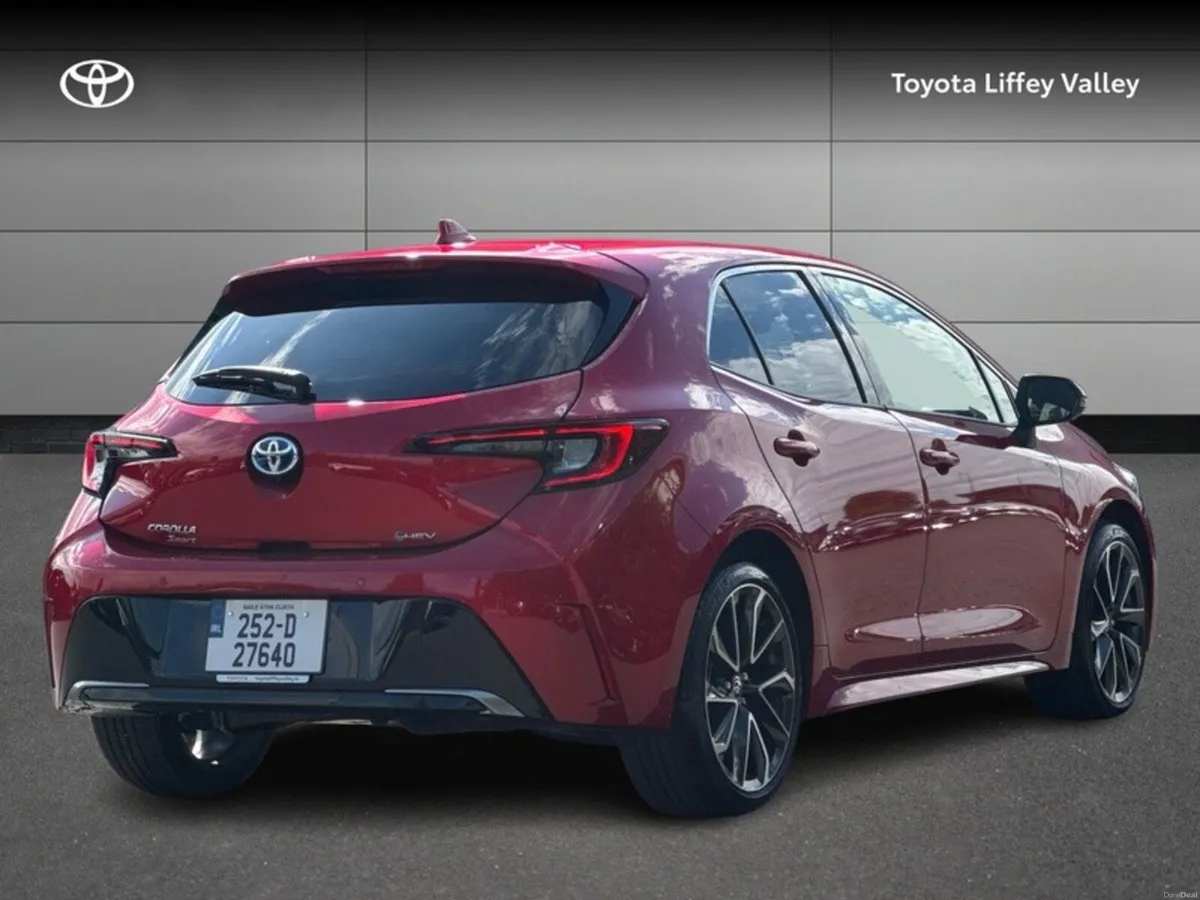 Toyota Corolla COROLLA HYBRID SPORT 1.8 H/B - Image 2