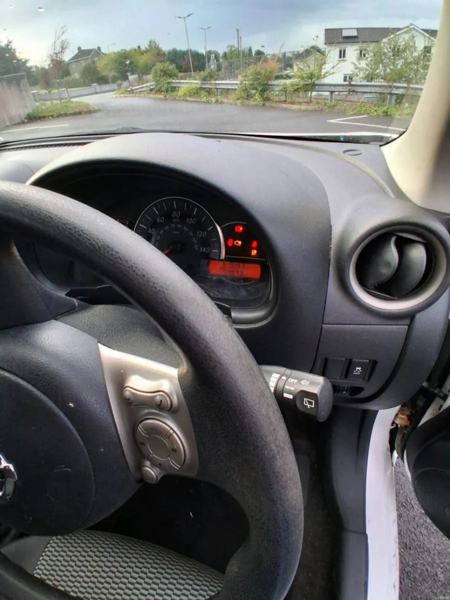Car - Image 2