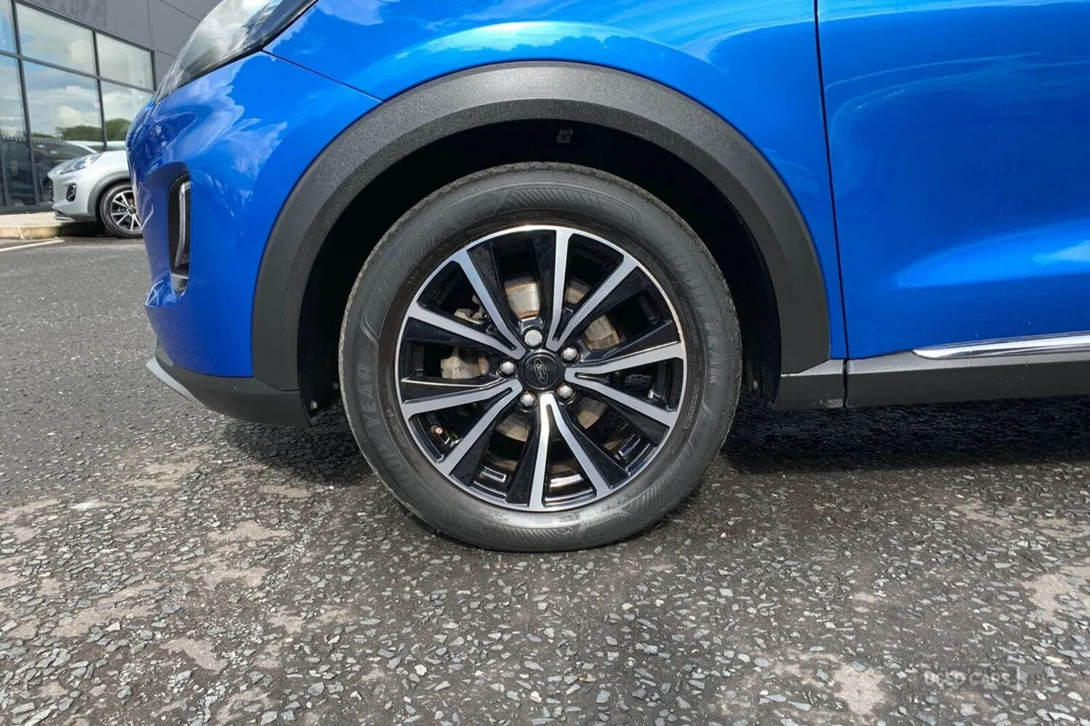 Ford Puma 1.0T 125PS Titanium in Desert Island Blu - Image 6