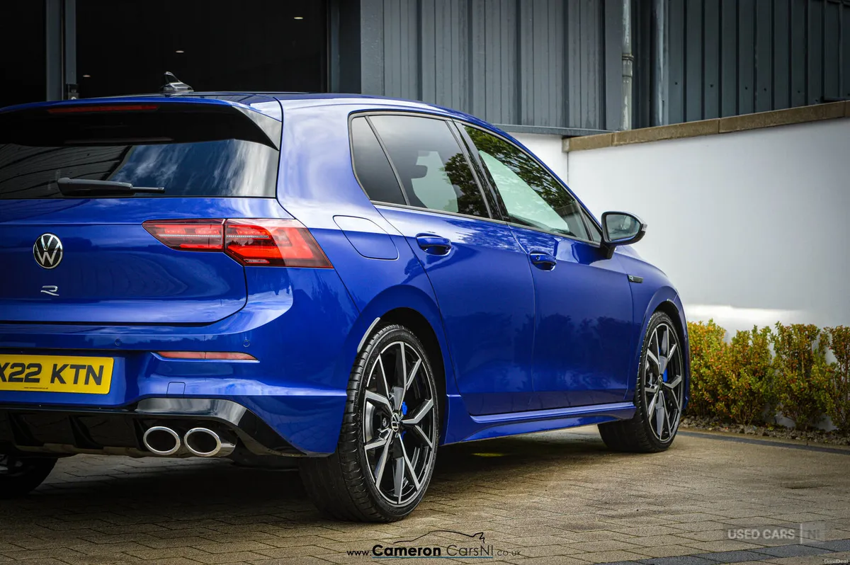 Volkswagen Golf HATCHBACK - Image 4