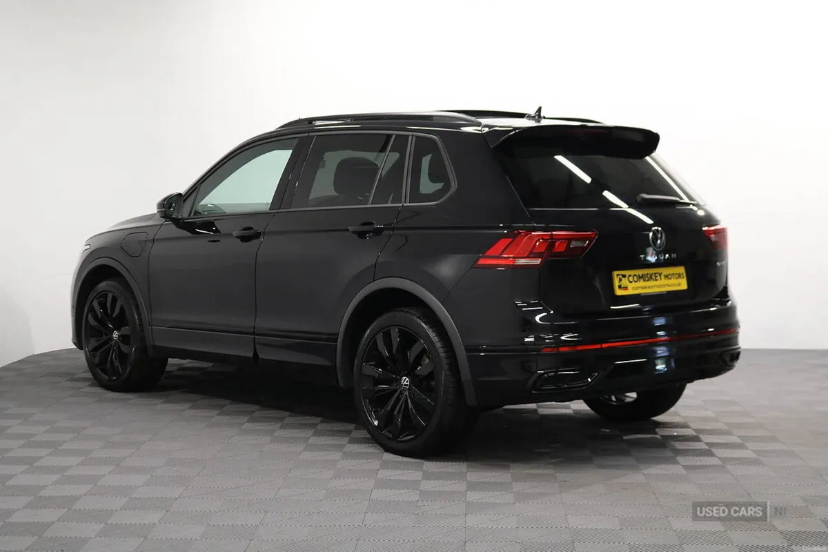 Volkswagen Tiguan TSI Black Edition - Image 4