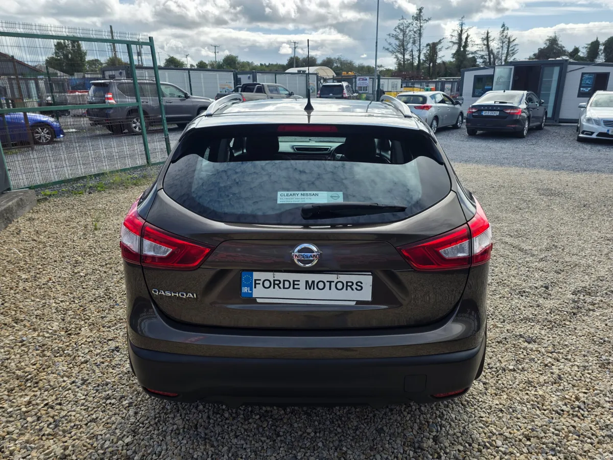 Nissan Qashqai  Automatic 2017 - Image 5