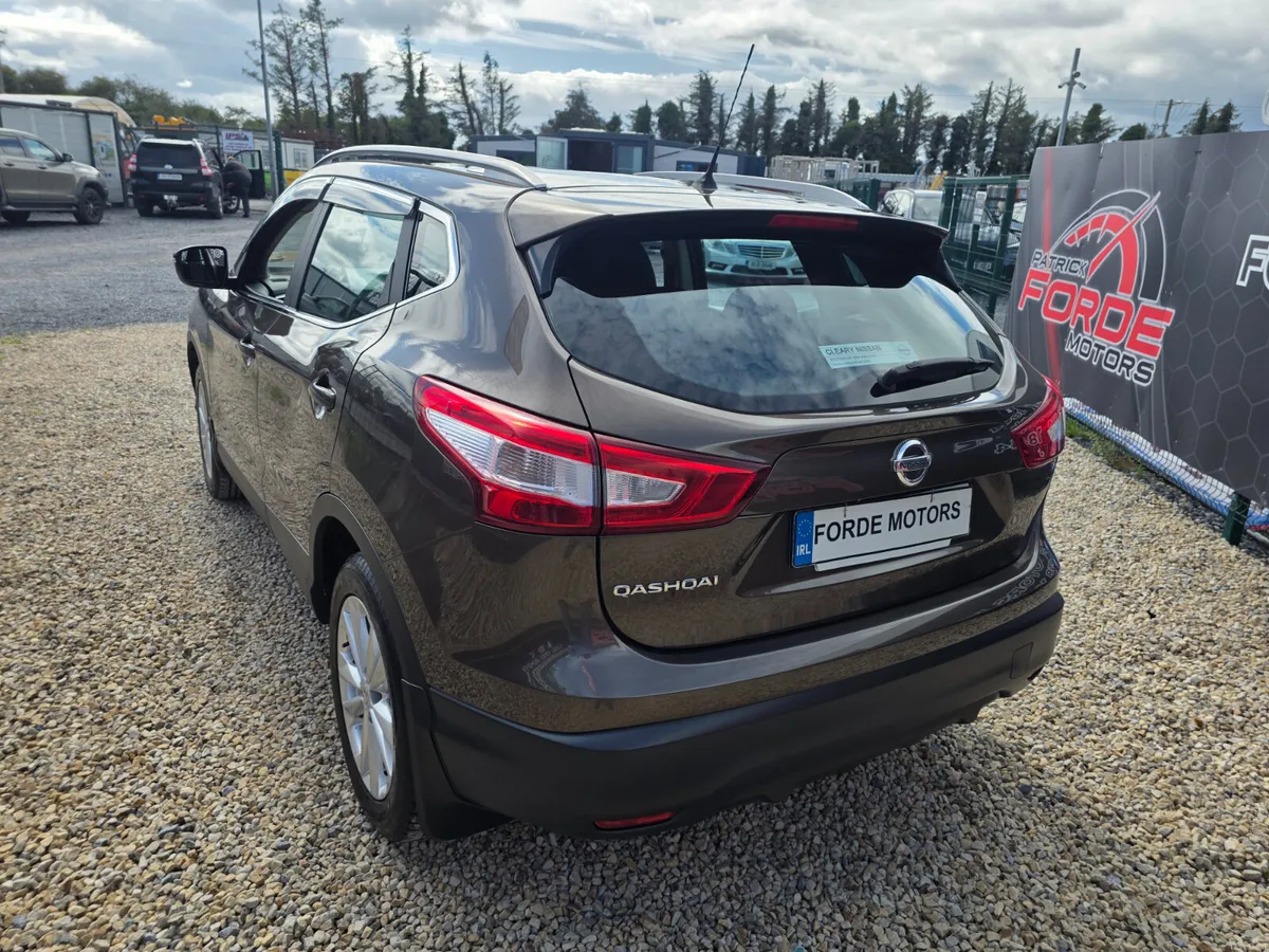 Nissan Qashqai  Automatic 2017 - Image 3