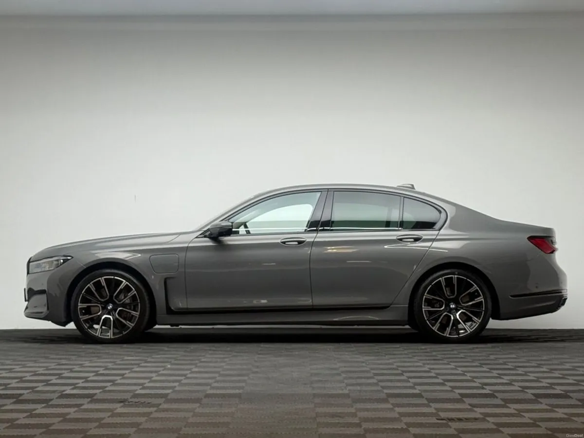 BMW 7-Series 745E LCI SE *HUGE SPEC* - Image 4