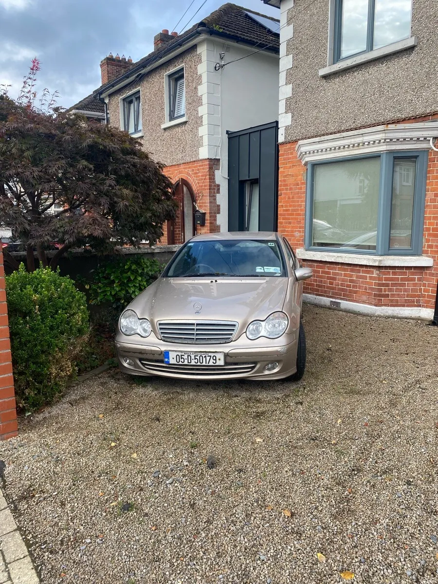 Car - Image 1