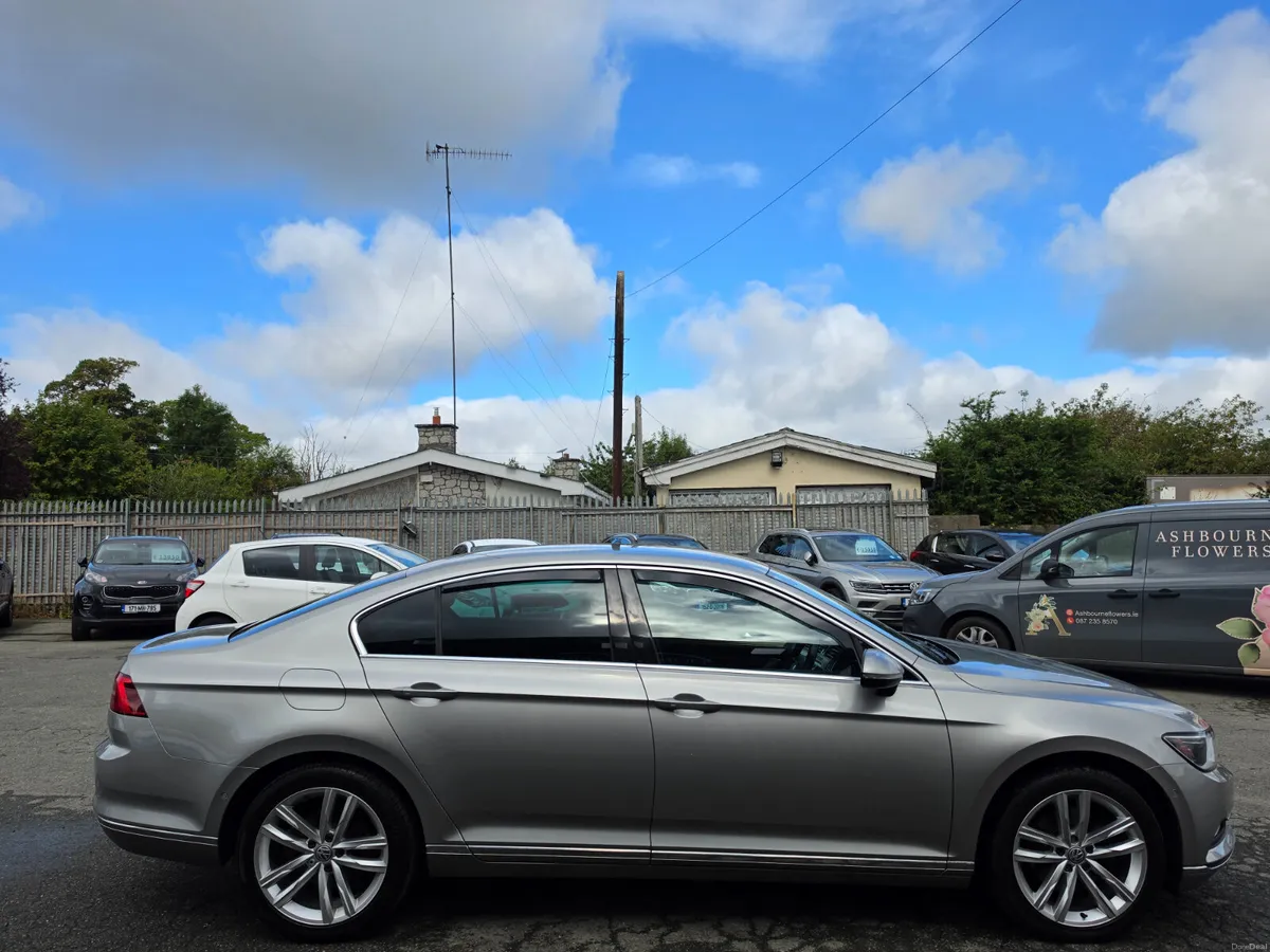 171 VOLKSWAGEN PASSAT *1.6Tdi*HIGHLINE* - Image 4