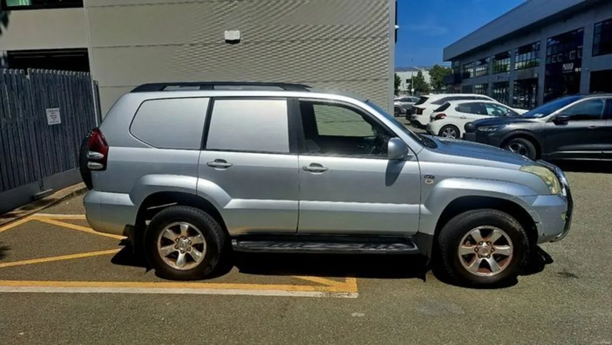 Toyota Land Cruiser 2007 - Image 4