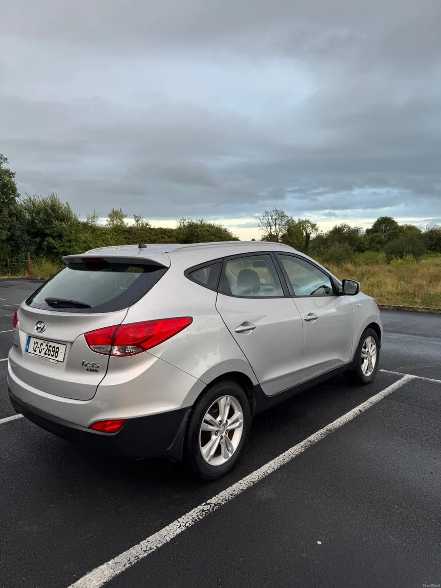 Hyundai ix35 2012 - Image 2