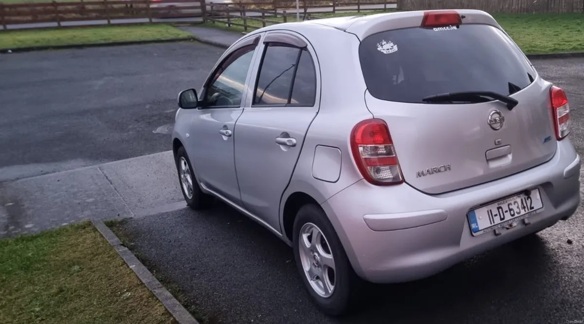 Nissan March 2011 - Image 2