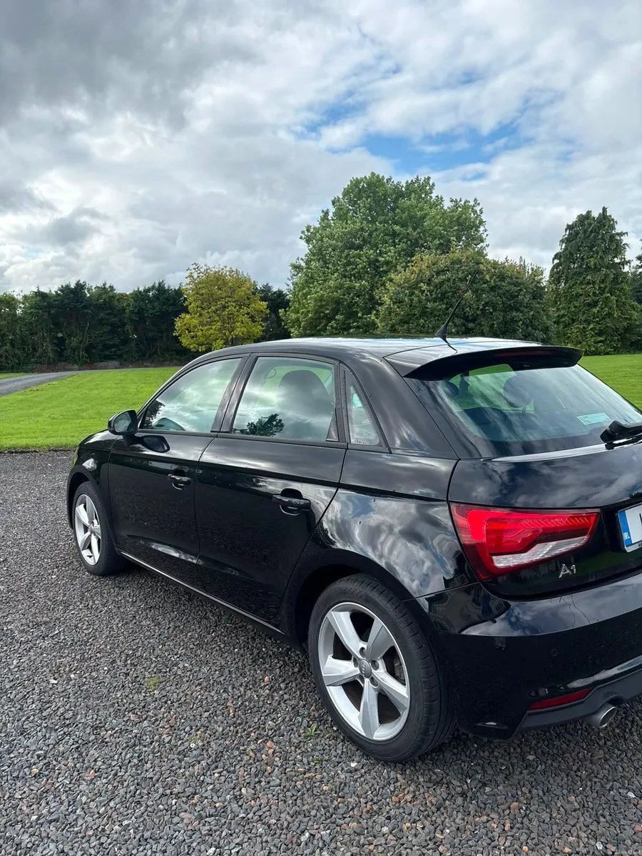 RARE 5dr Black Audi A1 1.4ltr TDI Diesel - Image 2