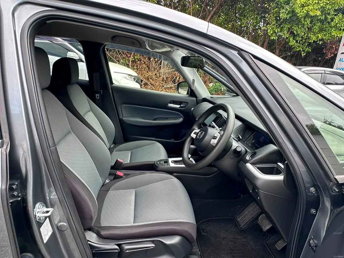 Honda Fit 2020 37K KM ONLY - Image 5