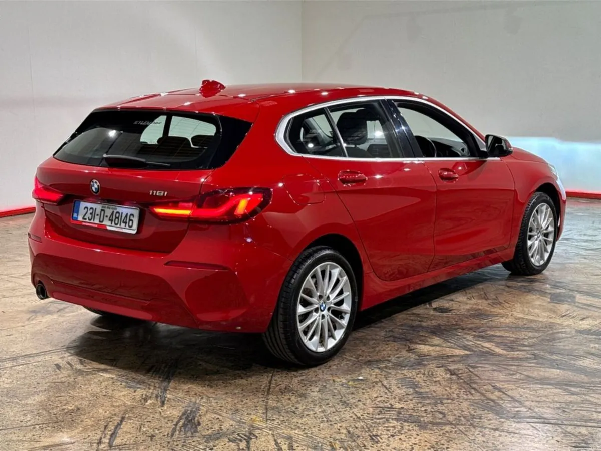 BMW 1-Series 1.5 AUTOMATIC - ELECTRIC TAILGATE - M - Image 3