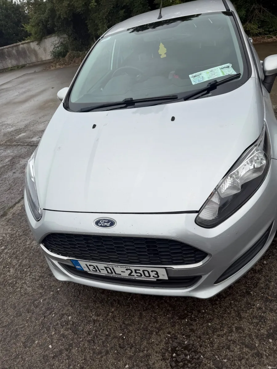 Ford Fiesta 2013 - Image 2