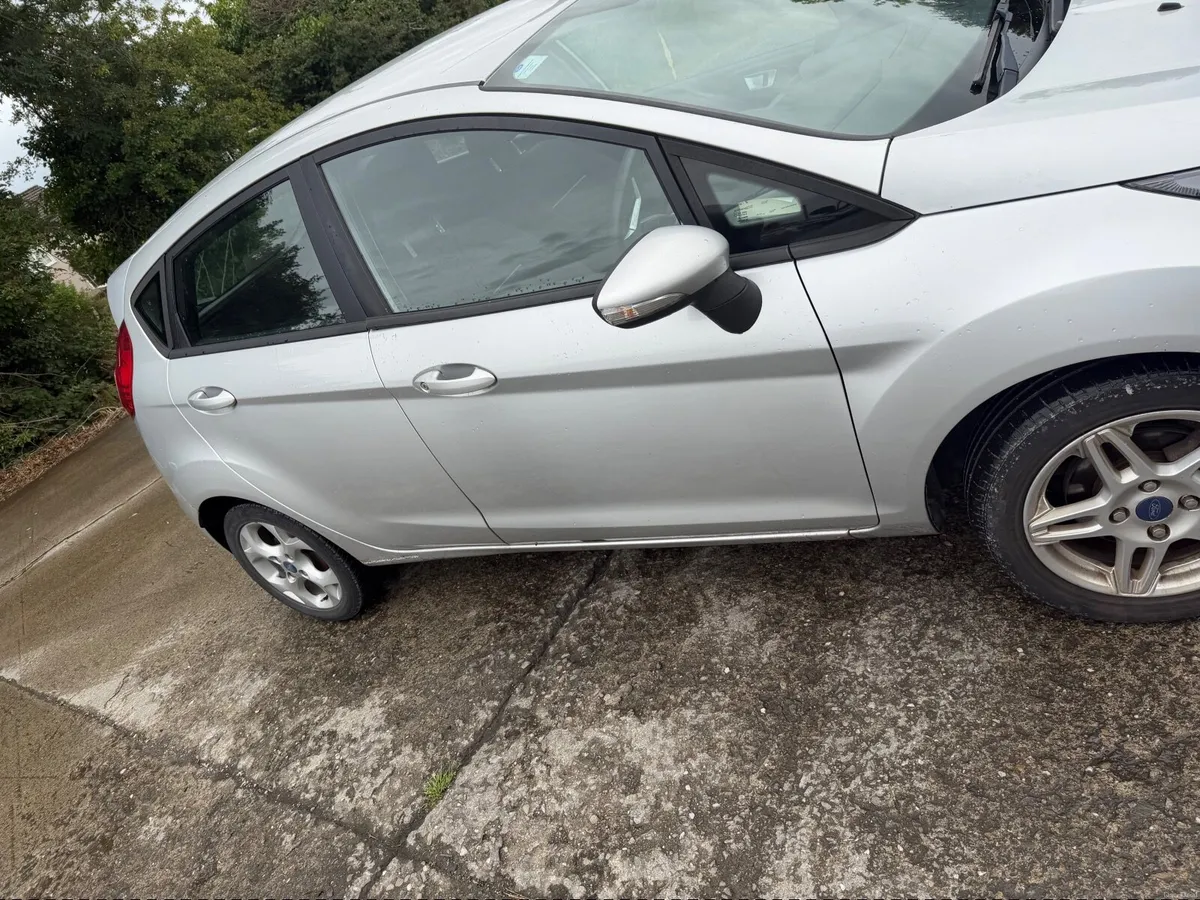 Ford Fiesta 2013 - Image 3
