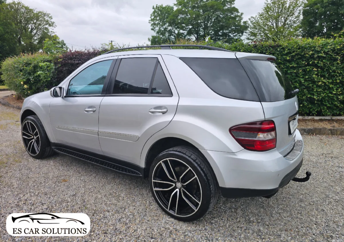08 Mercedes-Benz ML320 CDI 4MATIC AMG CVRT + TAX - Image 3