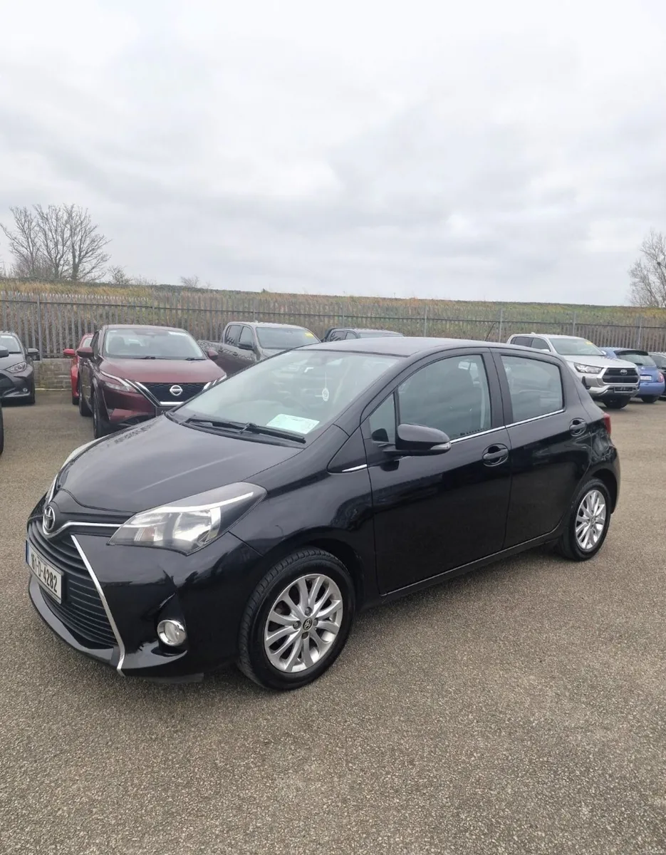Toyota Yaris 2016 - Image 2