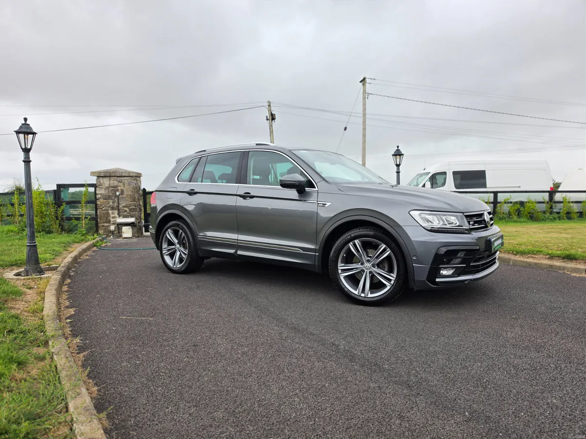 2019 VW TIGUAN R-LINE DSG PAN ROOF - Image 2