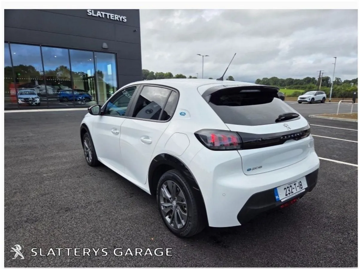 Peugeot 208 Electric 136bhp (50 kWh) Active - Image 4