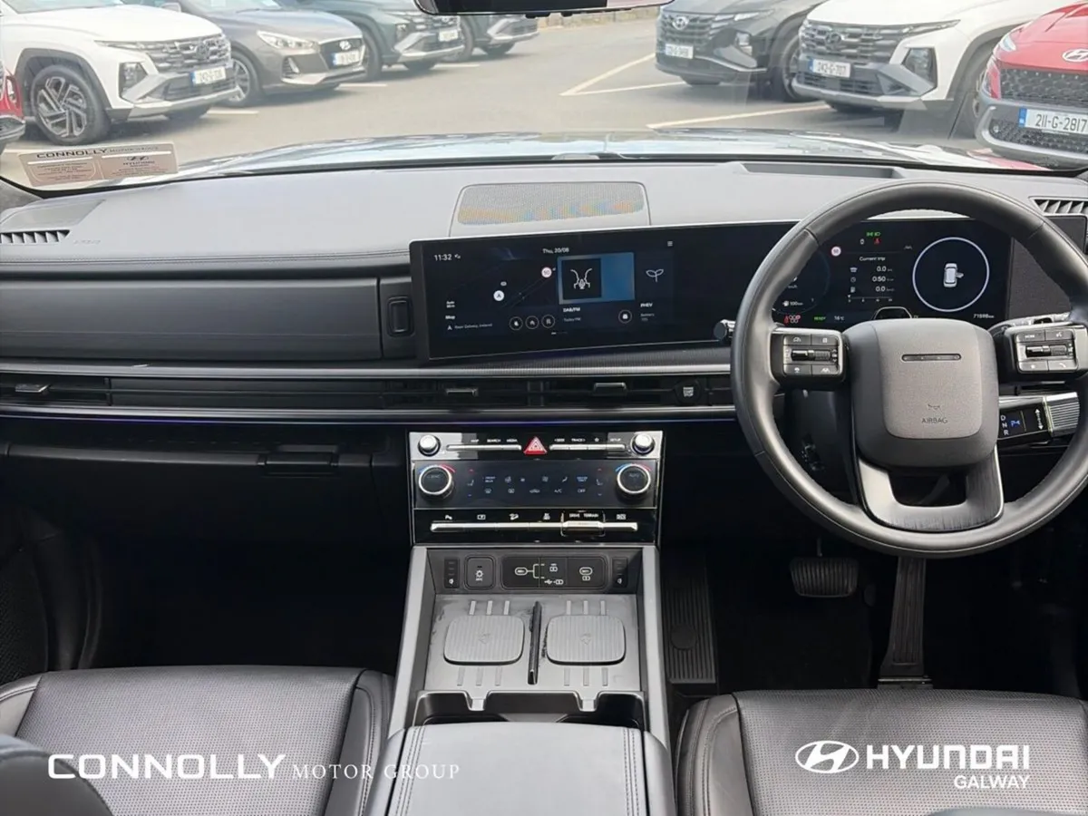 Hyundai Santa Fe 1.6 PHEV 4WD Premium - Image 4
