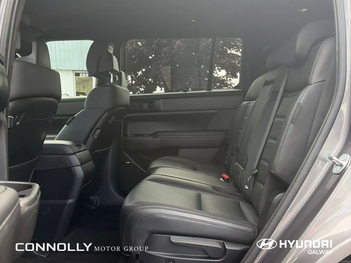 Hyundai Santa Fe 1.6 PHEV 4WD Premium - Image 6